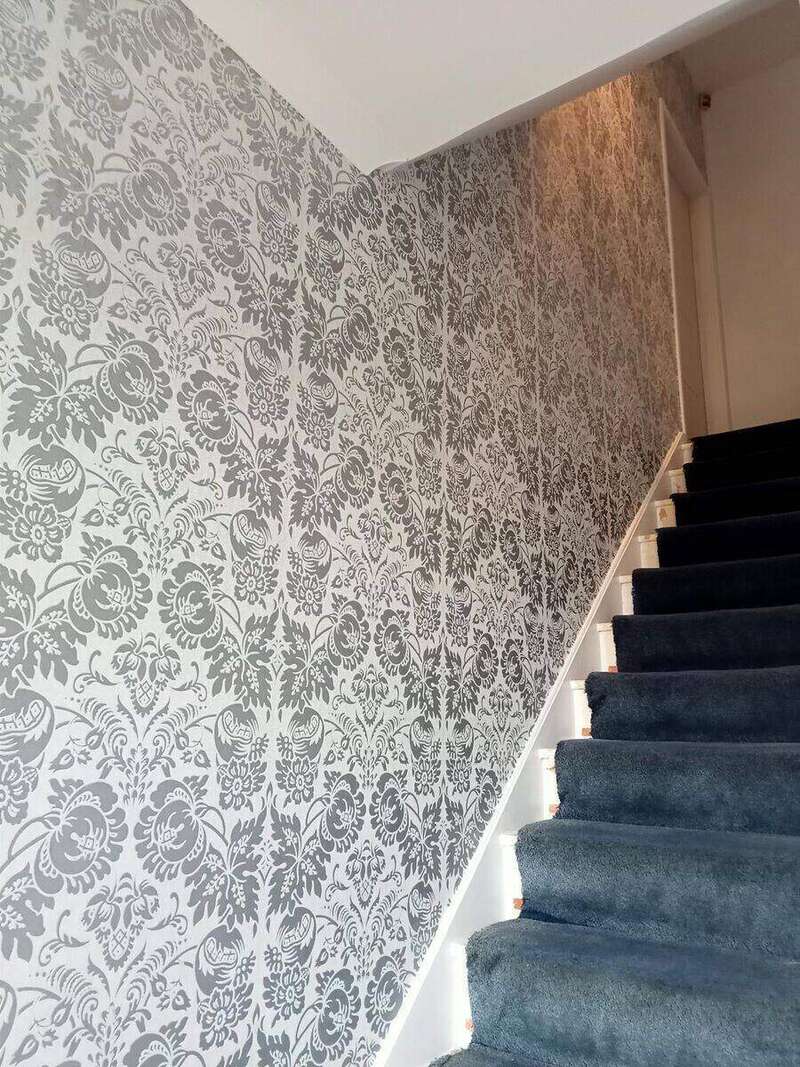 wallpaper hanging Stanley, DH9